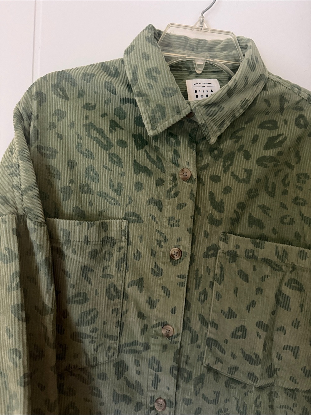 Billabong Sage/Olive Green Corduroy Leopard Shirt Jacket - Size Large - Picture 3 of 7